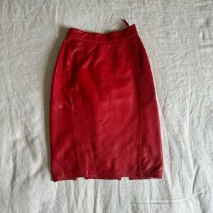 Red Knee-Length Pencil Skirt for Cocktail Events